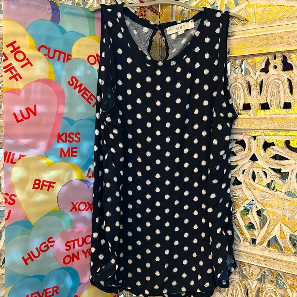 ANN TAYLOR size M polkadot navy blue & white sleeveless top